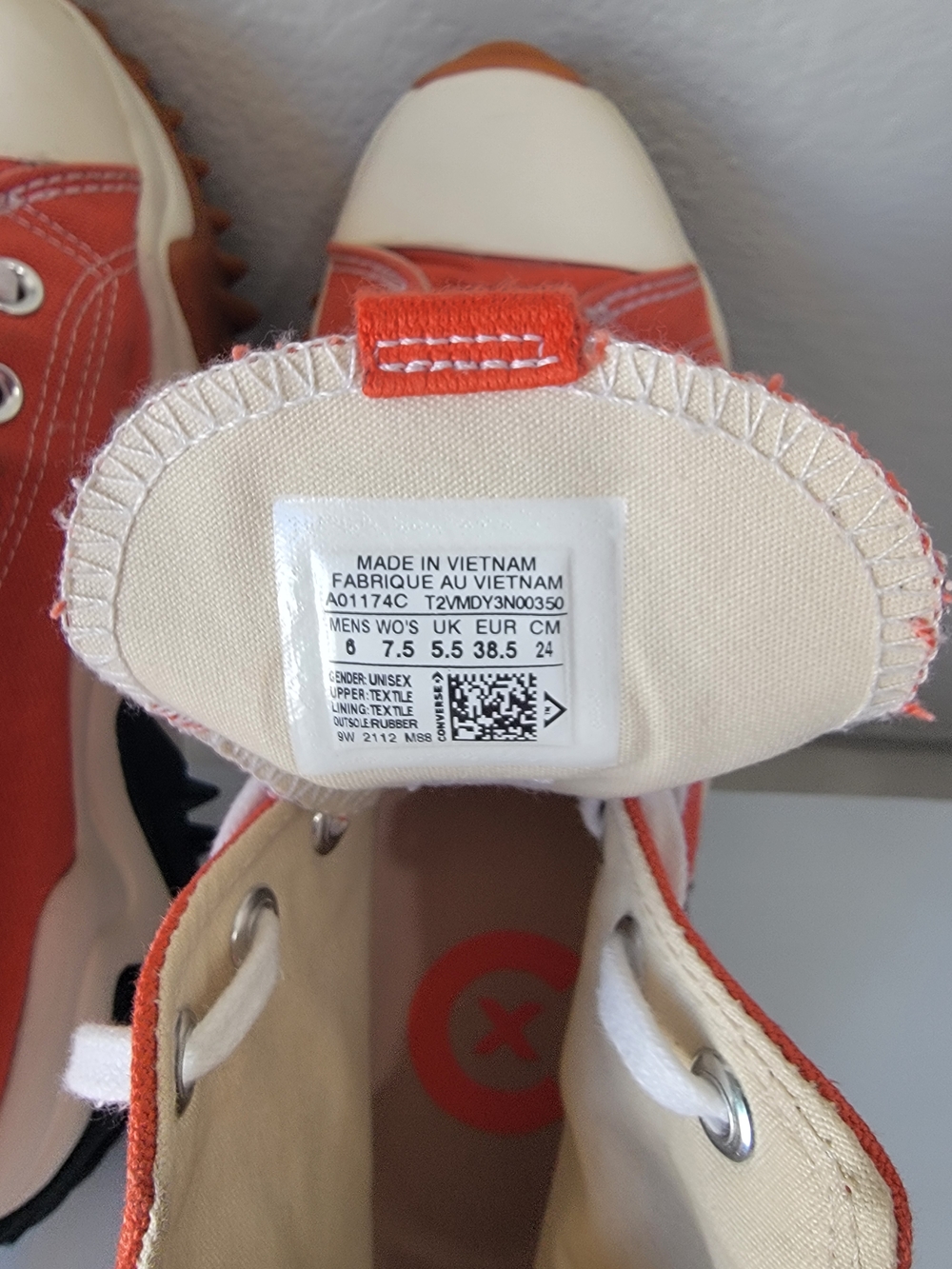 Perfect ! Size 7.5 Converse Run Star Motion Platform High- Mantra Orange . - Picture 9 of 9